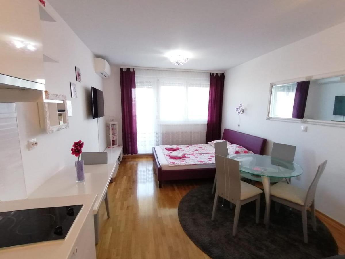 Lanterna Apartment - Free Parking In Garage Ζάγκρεμπ Εξωτερικό φωτογραφία