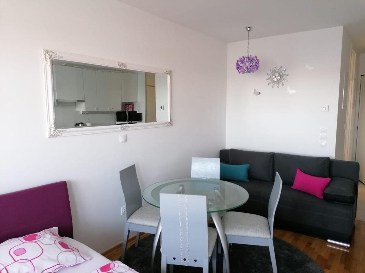 Lanterna Apartment - Free Parking In Garage Ζάγκρεμπ Εξωτερικό φωτογραφία
