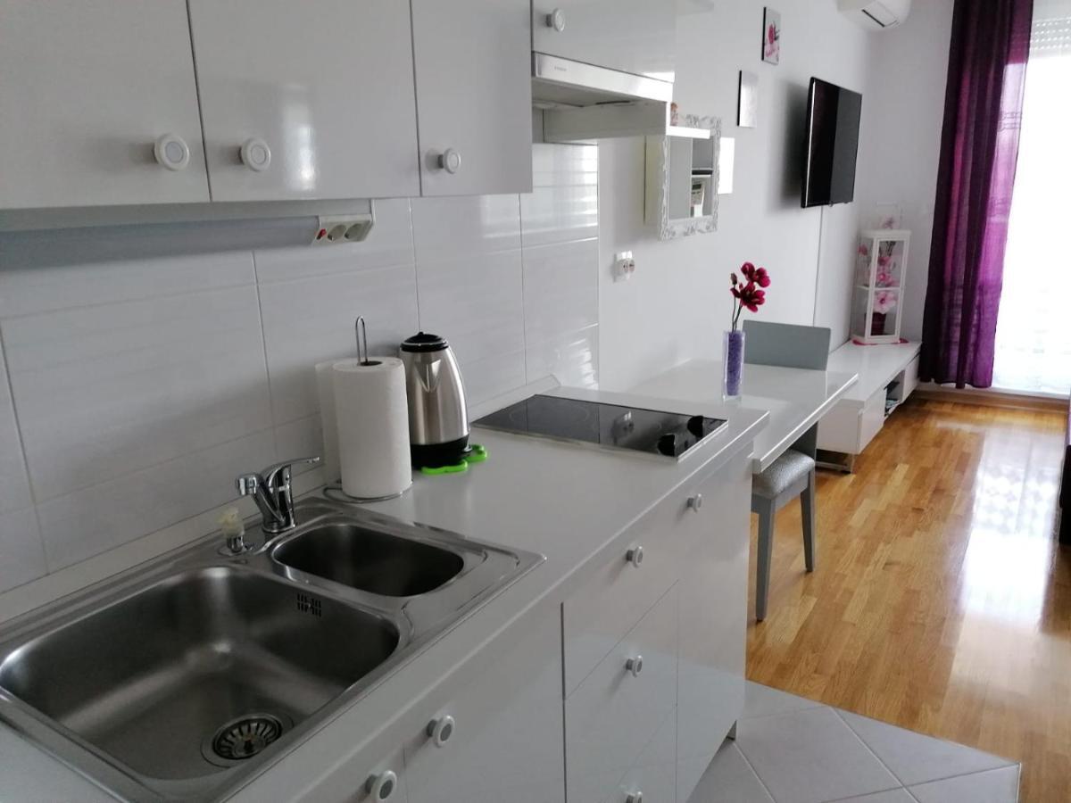 Lanterna Apartment - Free Parking In Garage Ζάγκρεμπ Εξωτερικό φωτογραφία